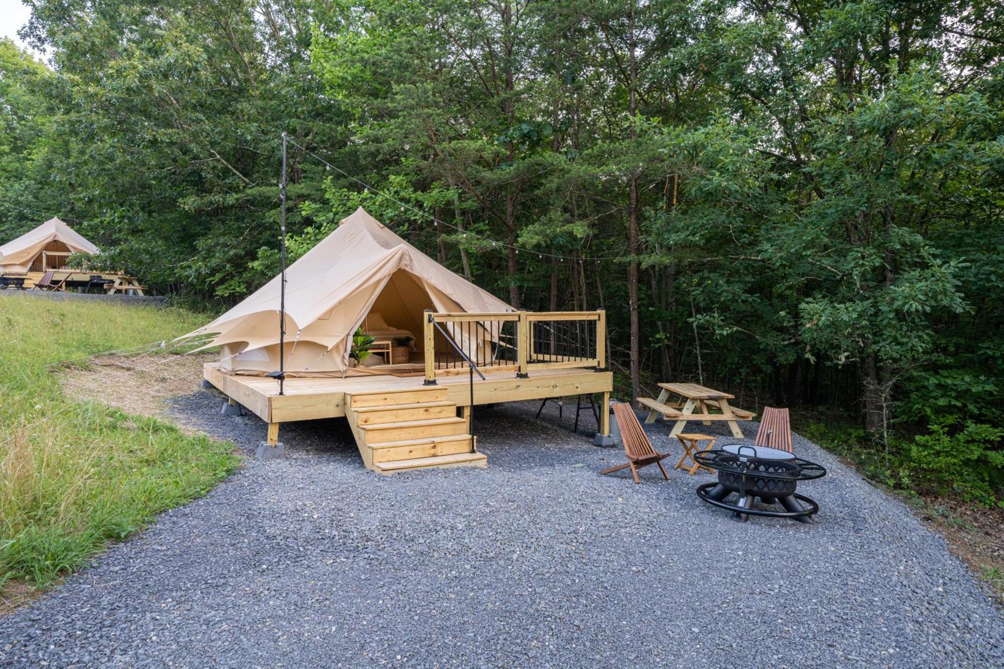 Готель Firefly Ridge Luxury Retreat Great Cacapon Екстер'єр фото