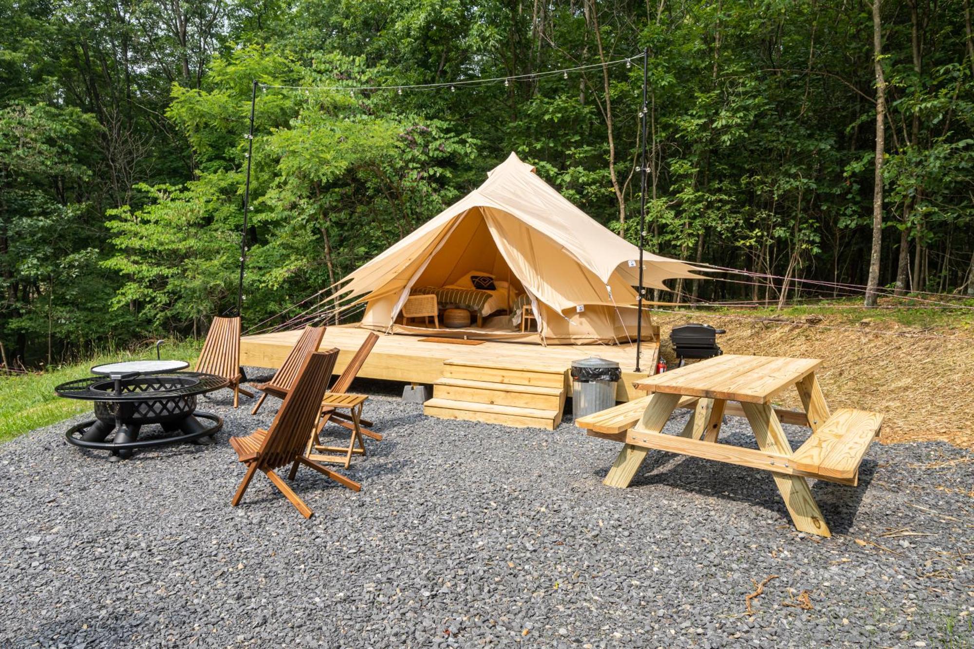 Готель Firefly Ridge Luxury Retreat Great Cacapon Екстер'єр фото