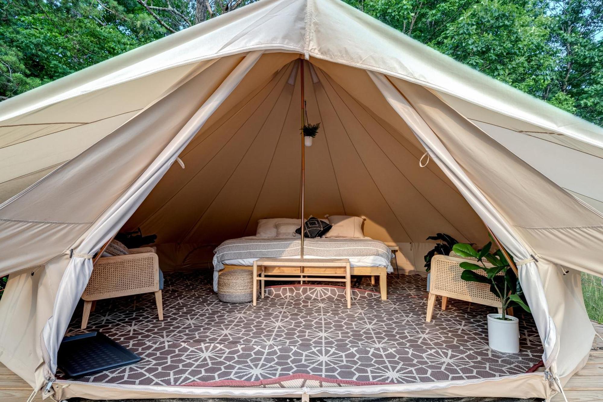 Готель Firefly Ridge Luxury Retreat Great Cacapon Екстер'єр фото