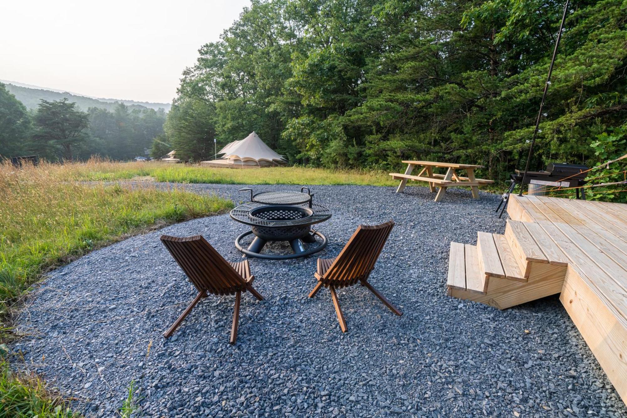 Готель Firefly Ridge Luxury Retreat Great Cacapon Екстер'єр фото